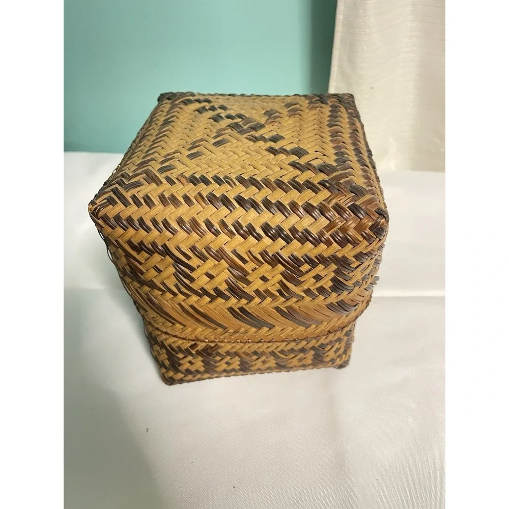Vintage Handwoven Lidded Basket‎ – Bamboo Storage Box – Boho Decor
